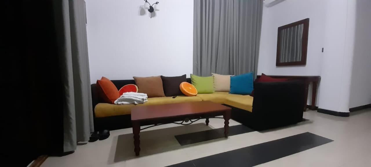 Ambalantota Sobaya Residence מראה חיצוני תמונה